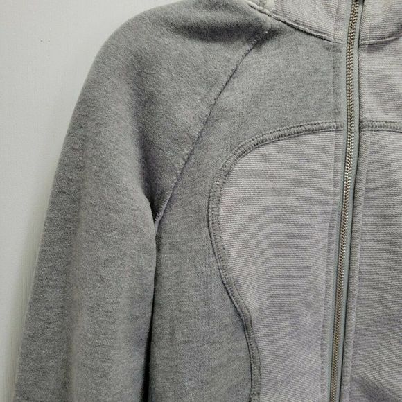 Lululemon Scuba Hooded Sweater Special Edition LOVE Gray Striped Fleece Zip Sz 4 - Picture 4 of 11